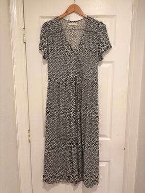 The simple Dawn Dress - Midnight Poppies